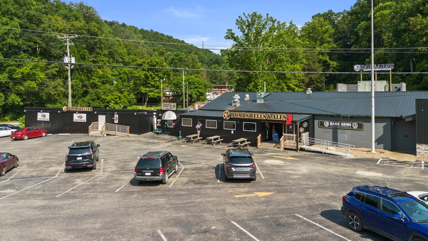 2134 5th Street Rd, Huntington, WV for Sale
