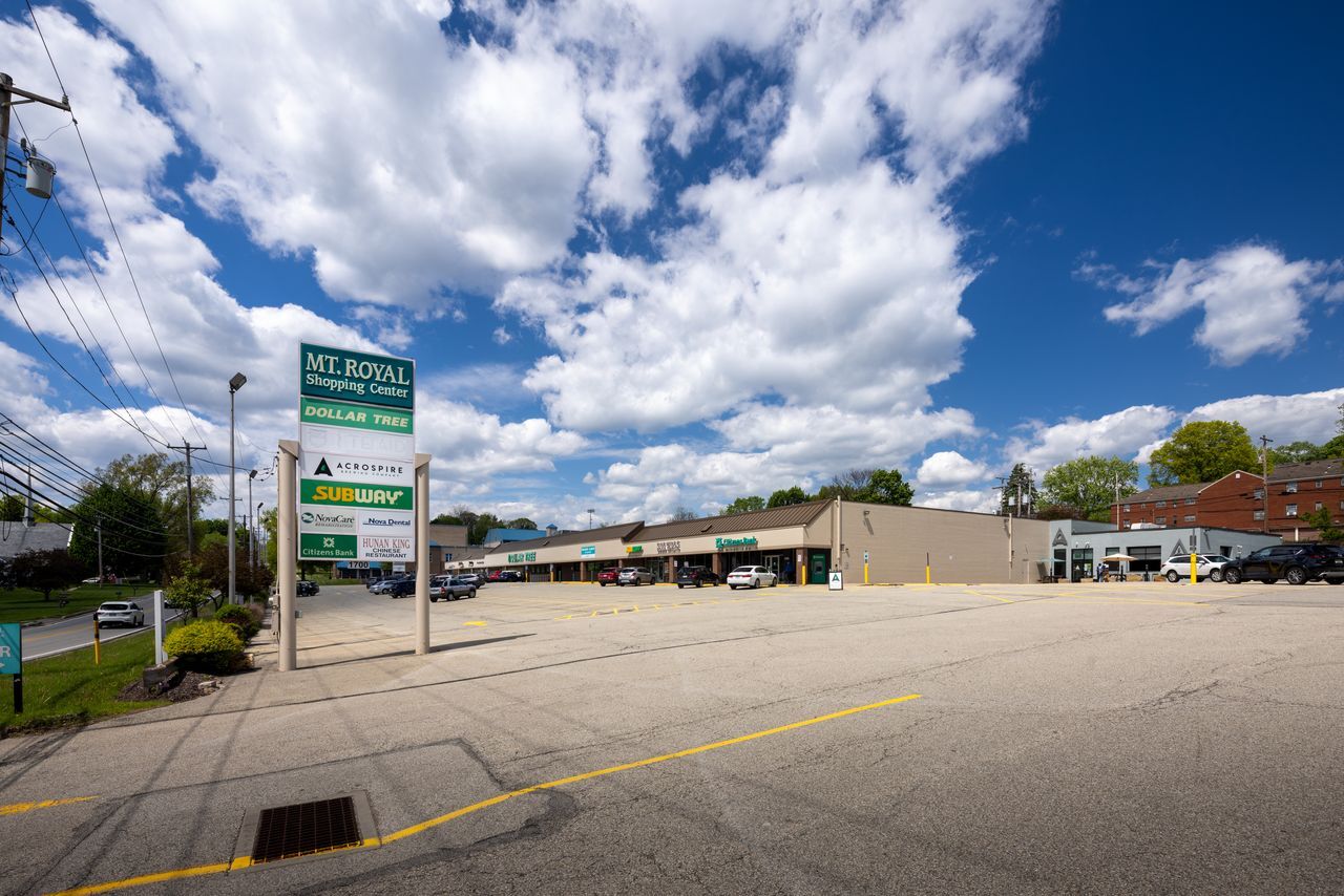 1700-1730 Mt Royal Blvd, Glenshaw, PA for Rent
