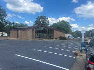 Humboldt, TN Bank - 801 N 22nd Ave