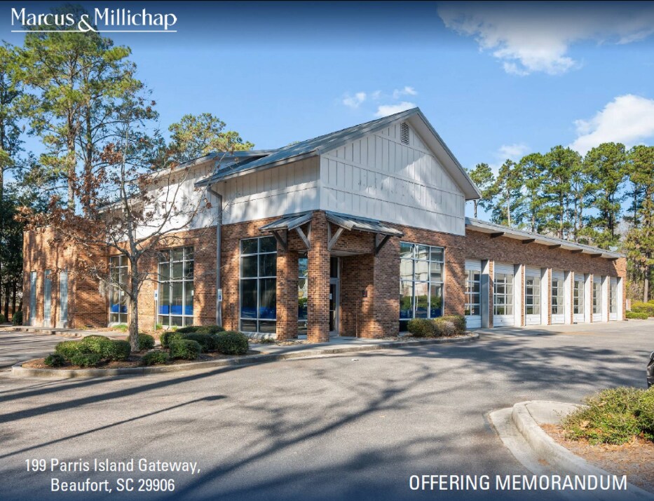 199 Paris Island Gtwy Beaufort, SC 29906 Retail Property for Sale on