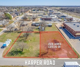 N Harper St N Harper St