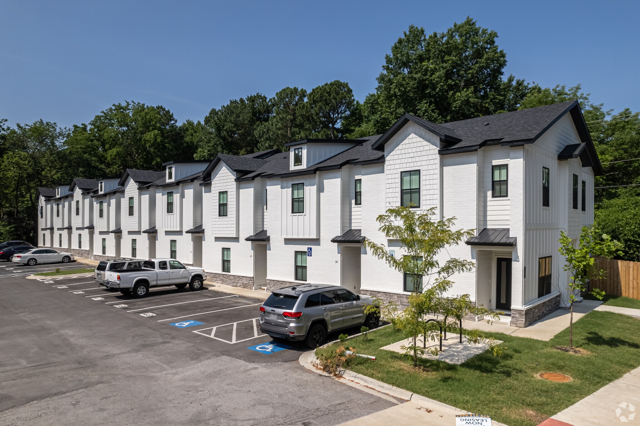 1333 & 1339 W Mount Comfort Rd, Fayetteville, AR for Sale