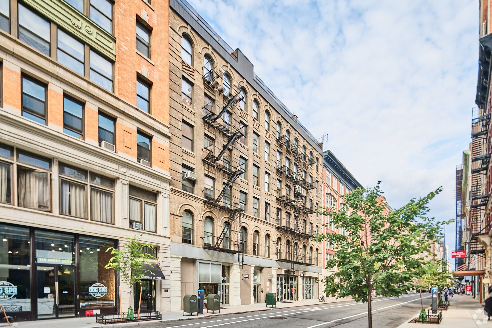 135-141 W 20th St, New York, NY for Rent