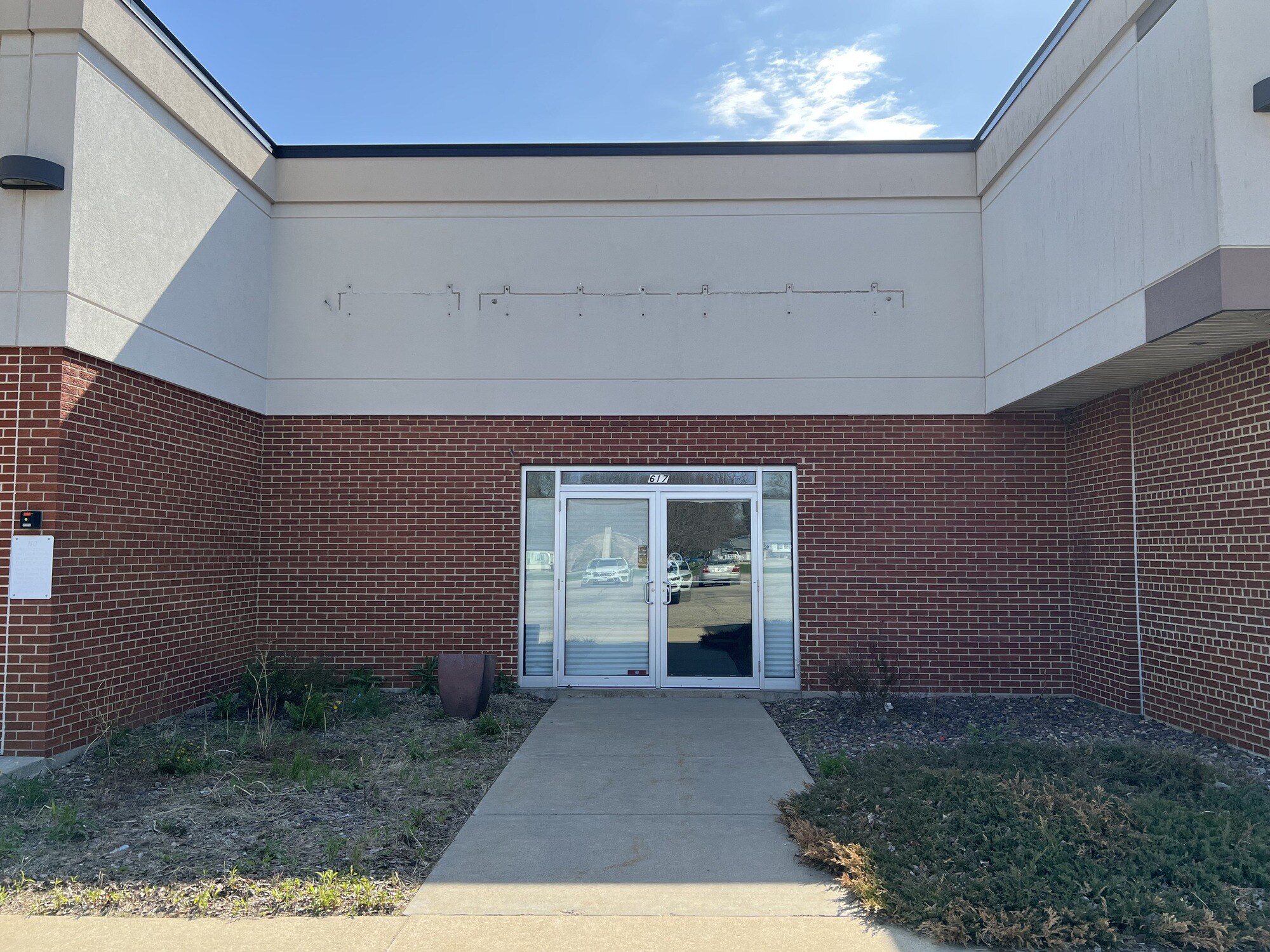605-619 S Main St, De Forest, WI for Rent
