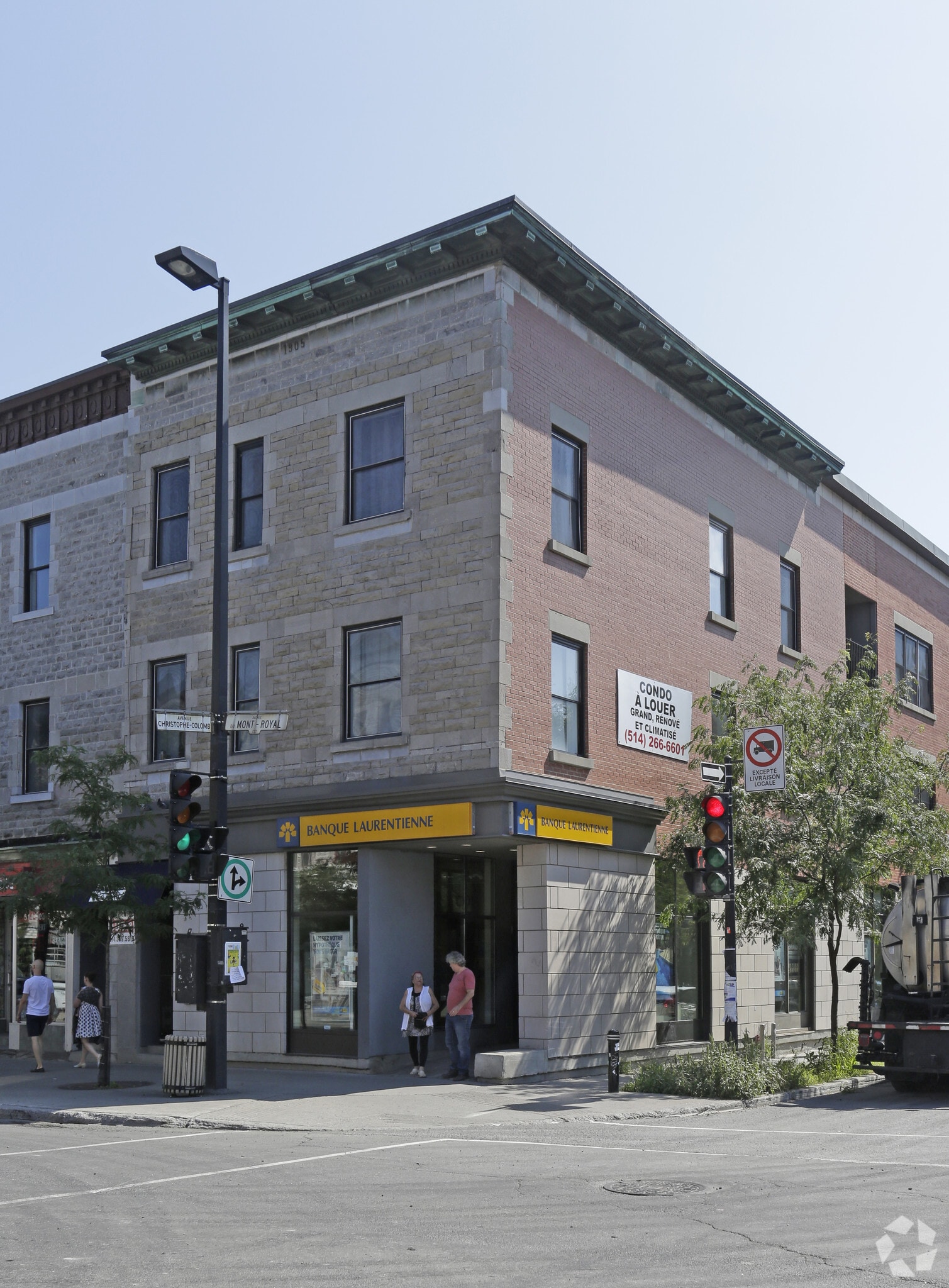 1100-1108 Av du Mont-Royal E, Montréal, QC for Rent