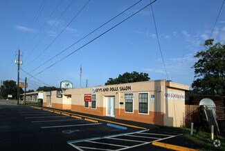 935 N New Warrington Rd  