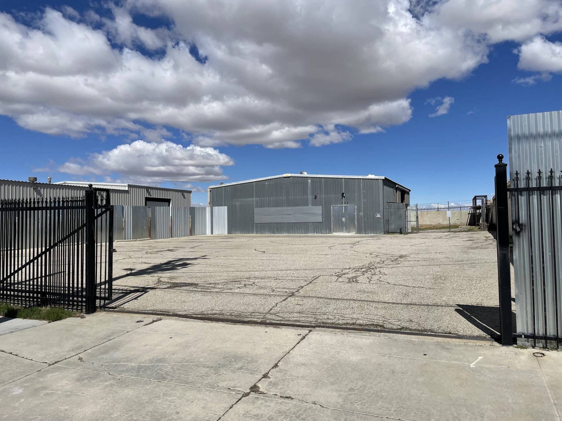 133 W Avenue J5, Lancaster, CA for Rent