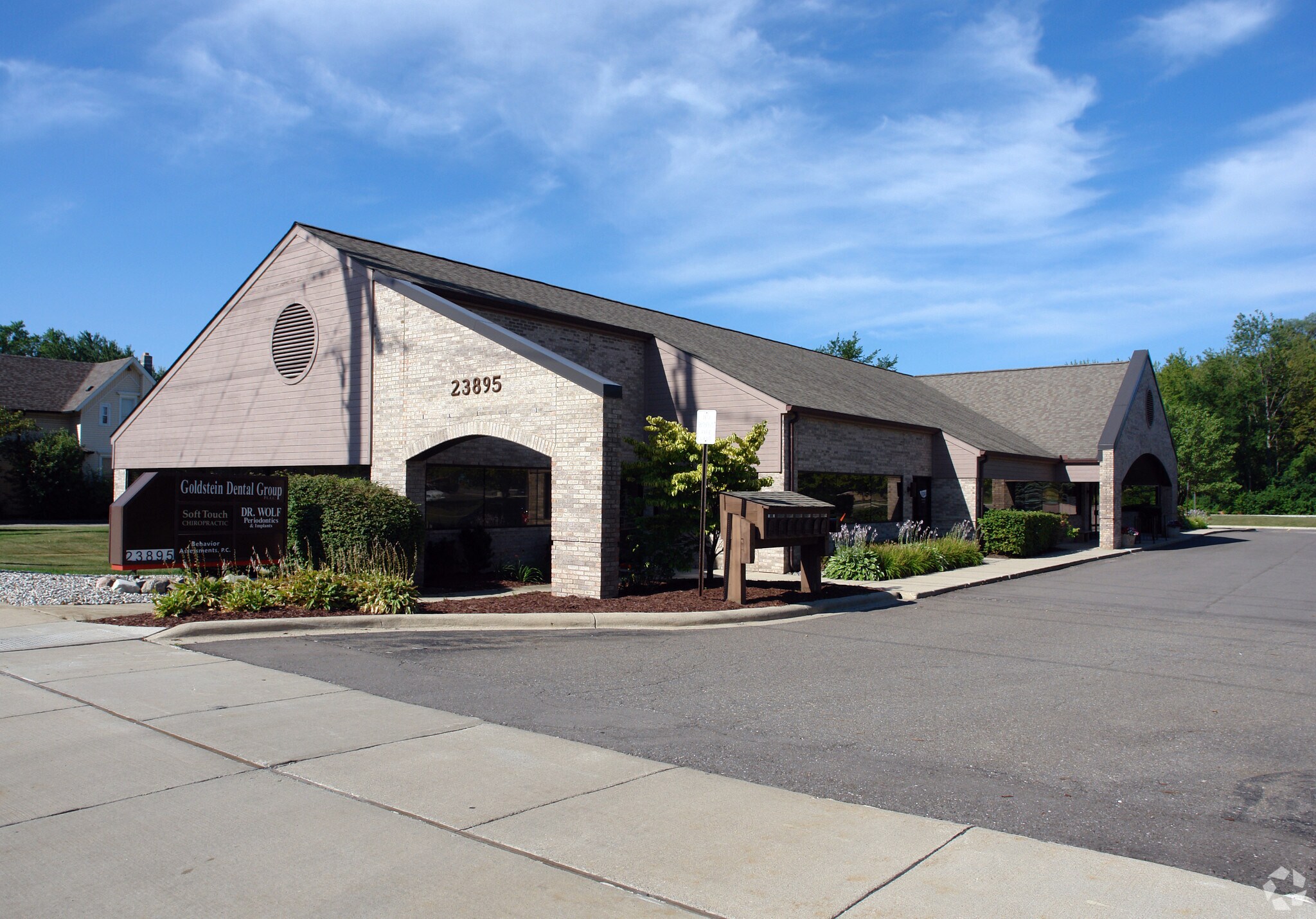 , Novi, MI for Sale