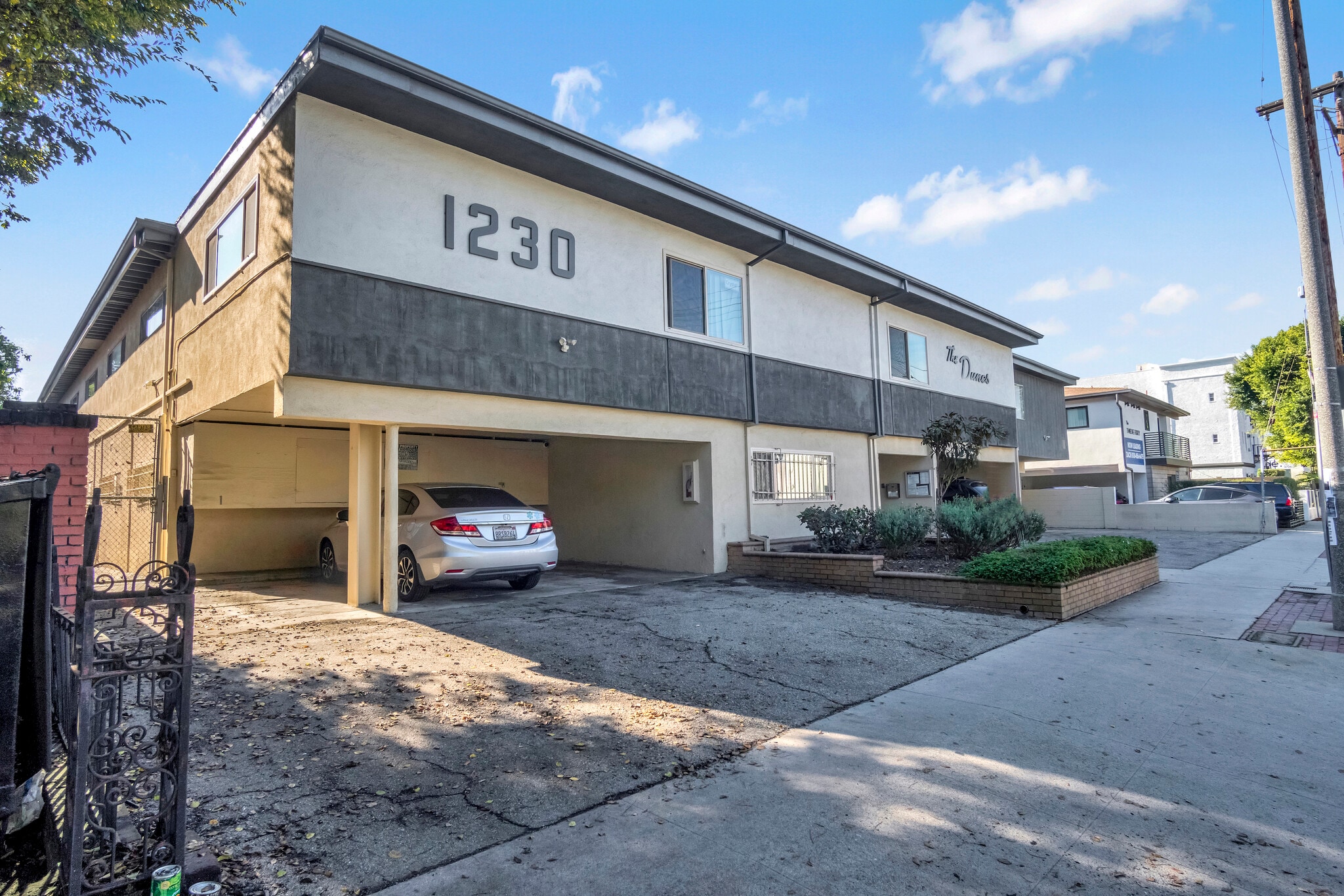 1232 W 29th St, Los Angeles, CA for Sale