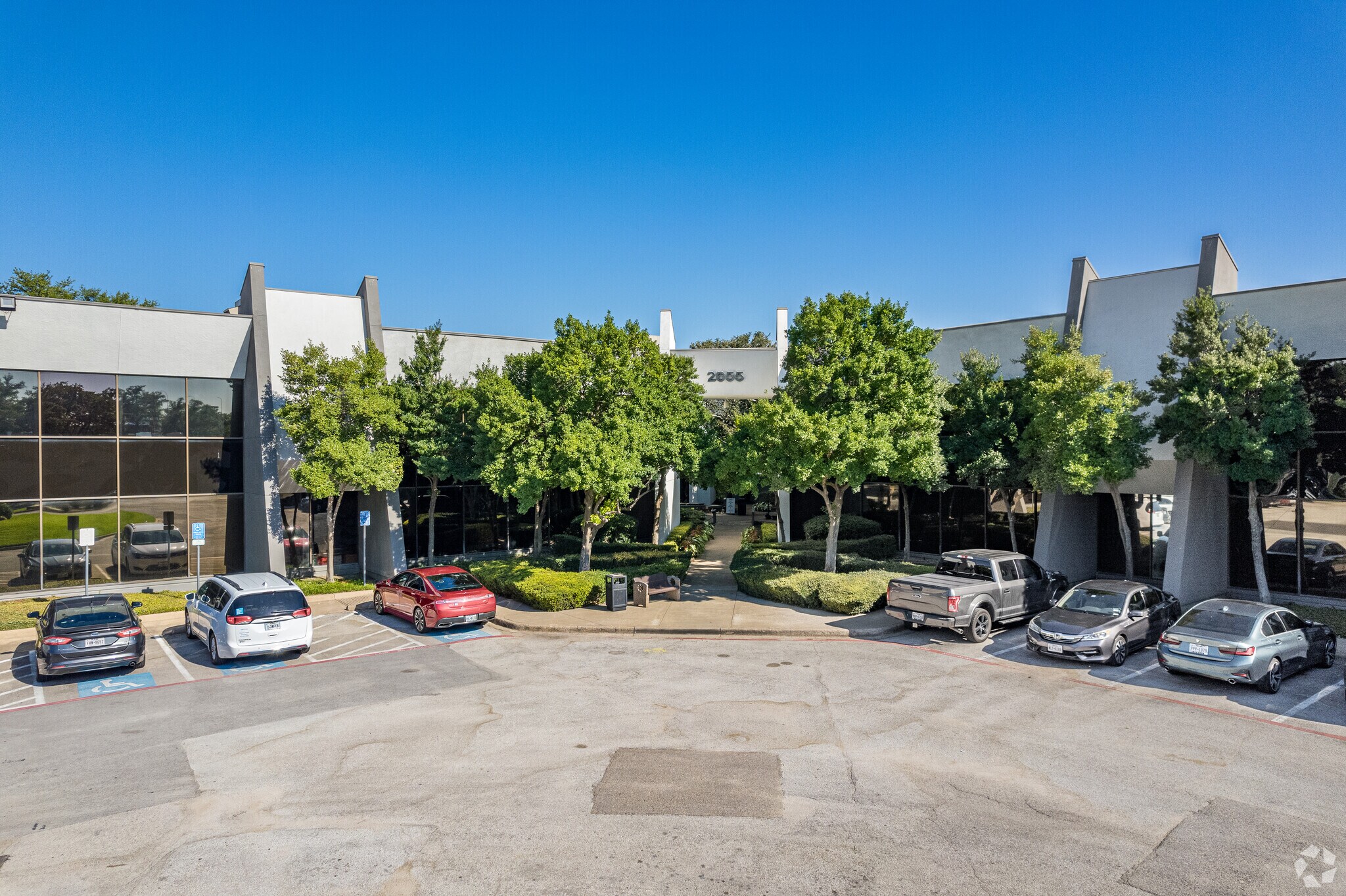 2655 Villa Creek Dr Dallas, TX 75234 Office Property for Lease on