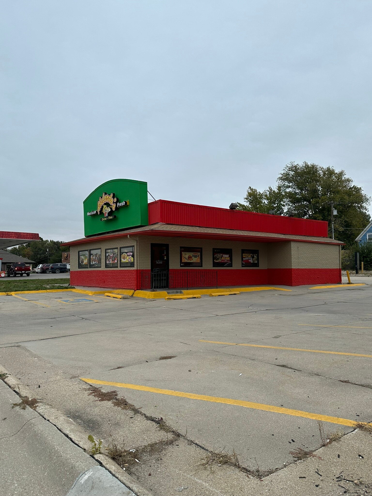 1806 N Lincoln Ave, York, NE for Sale