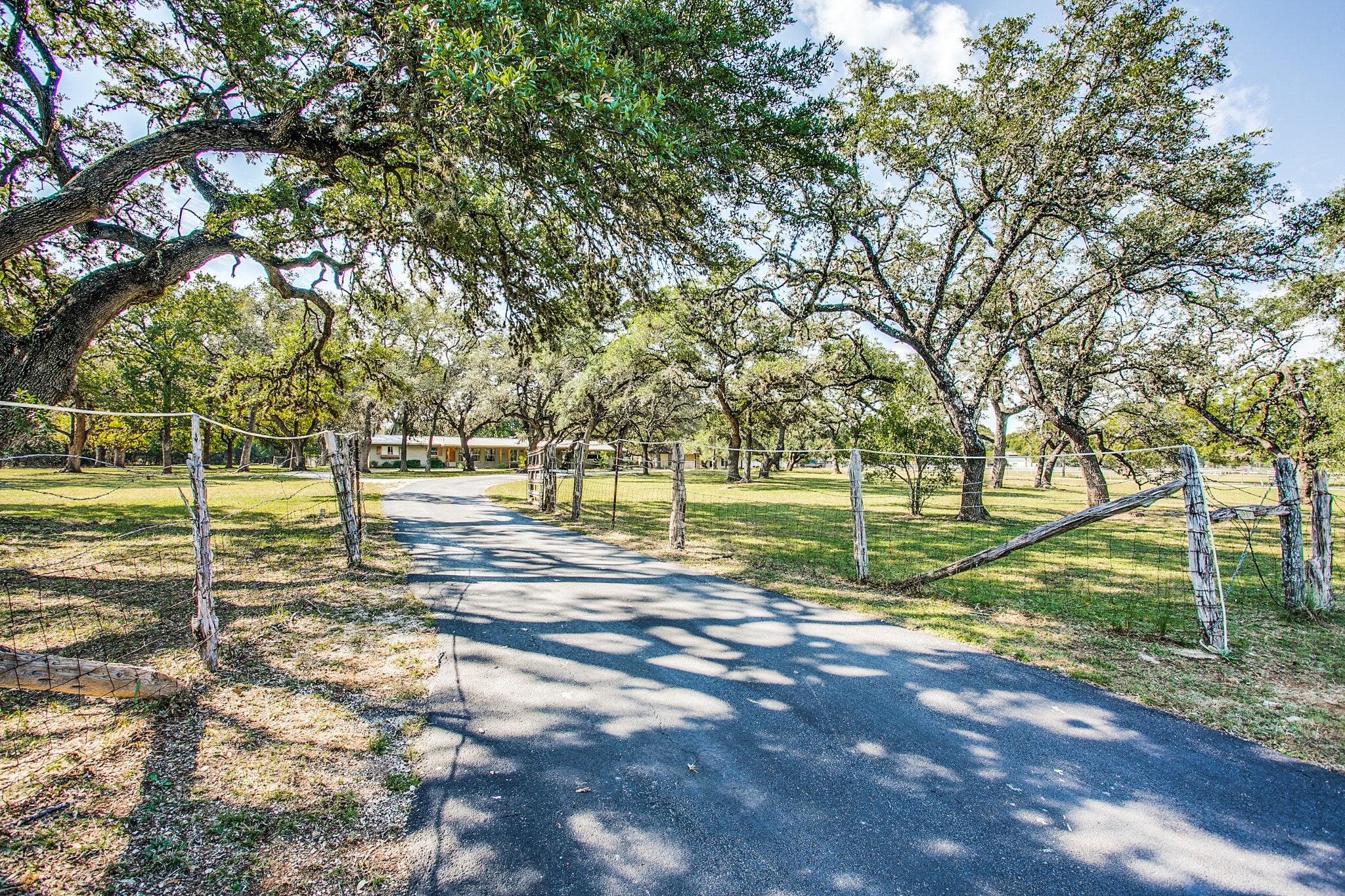 25315 Boerne Stage Rd, San Antonio, TX for Sale