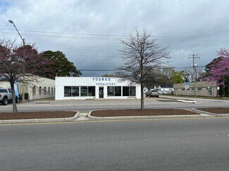 1318 E Little Crk Rd  