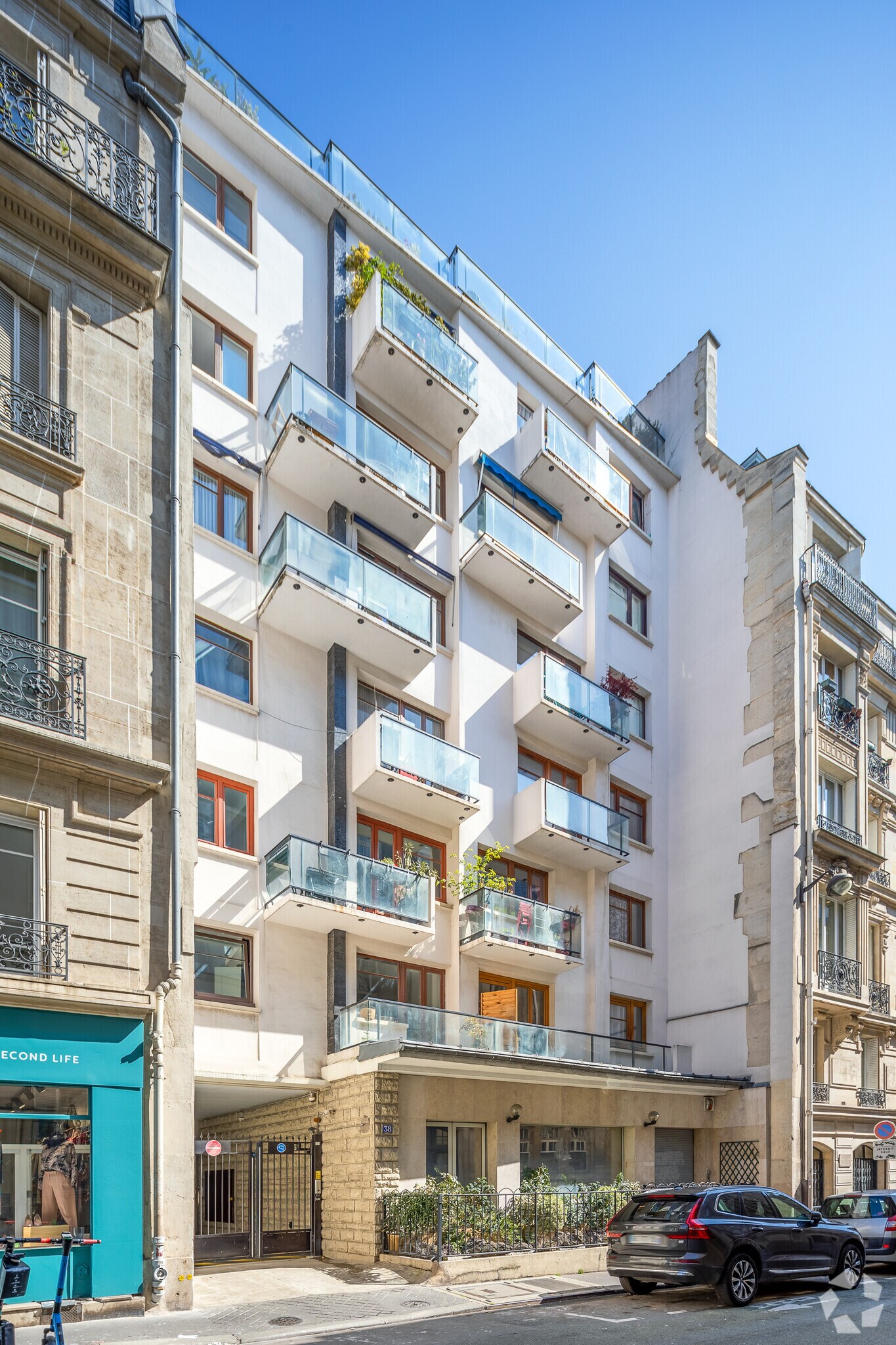 , Paris, PAR for Rent