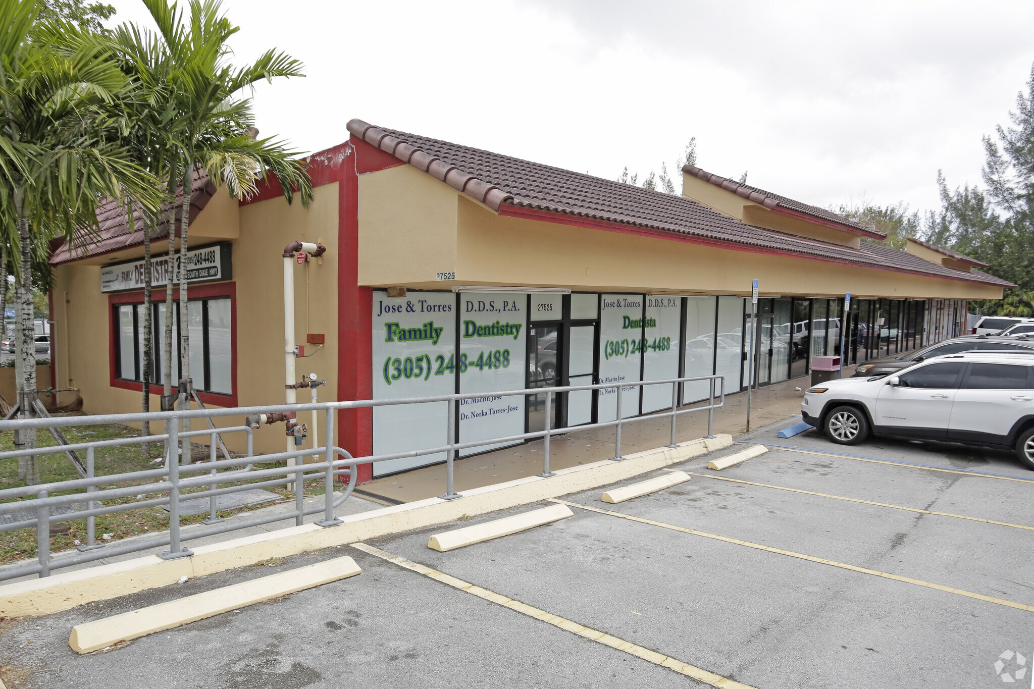 27525-27591 S Dixie Hwy, Naranja, FL for Rent
