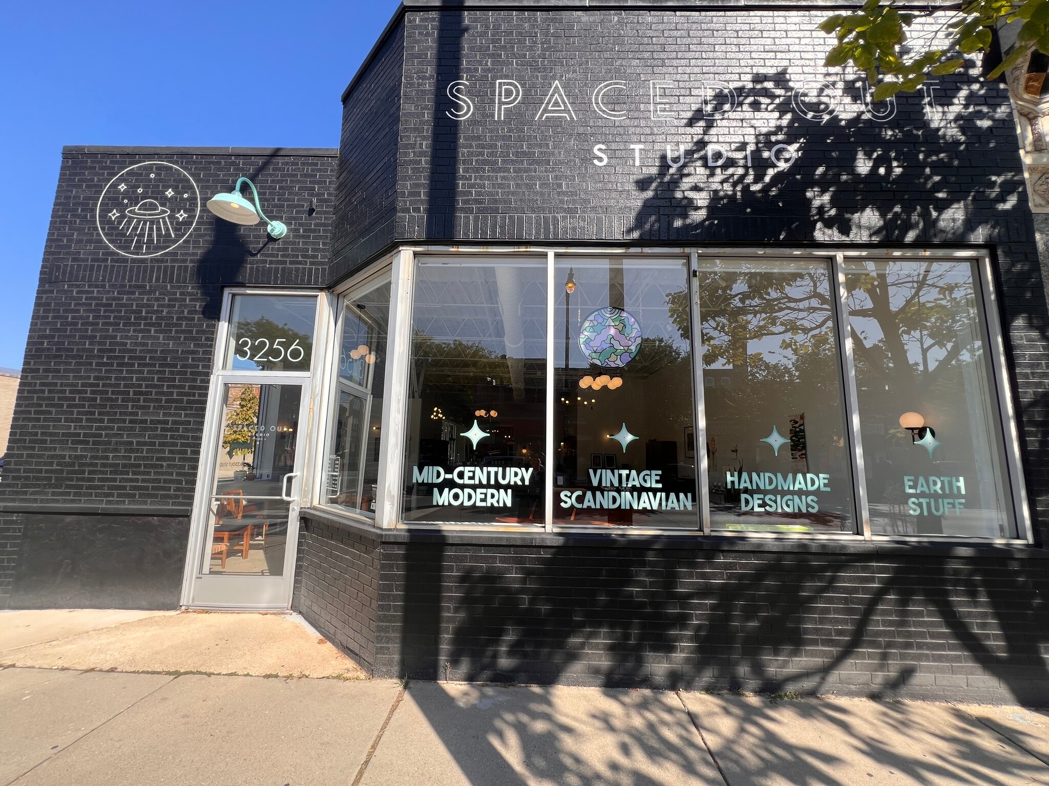3256 W Bryn Mawr Ave, Chicago, IL for Rent