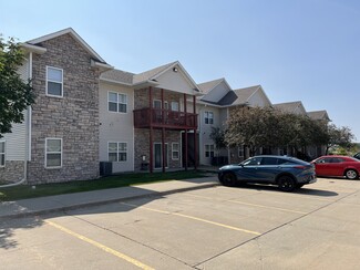 Grimes, IA Apartments - 3300-3500 Glenstone Dr