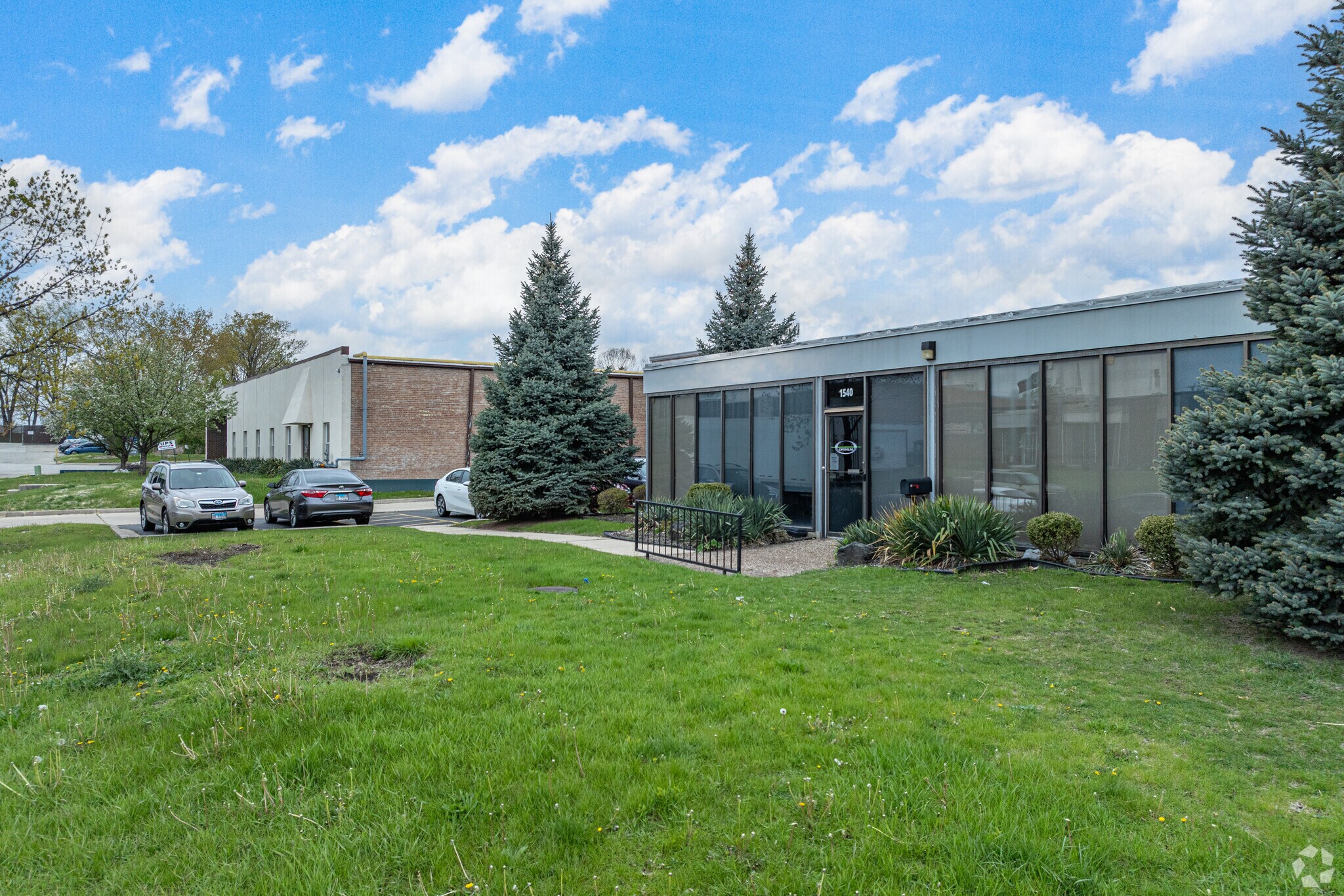 1540-1544 W Wrightwood Ct, Addison, IL for Rent