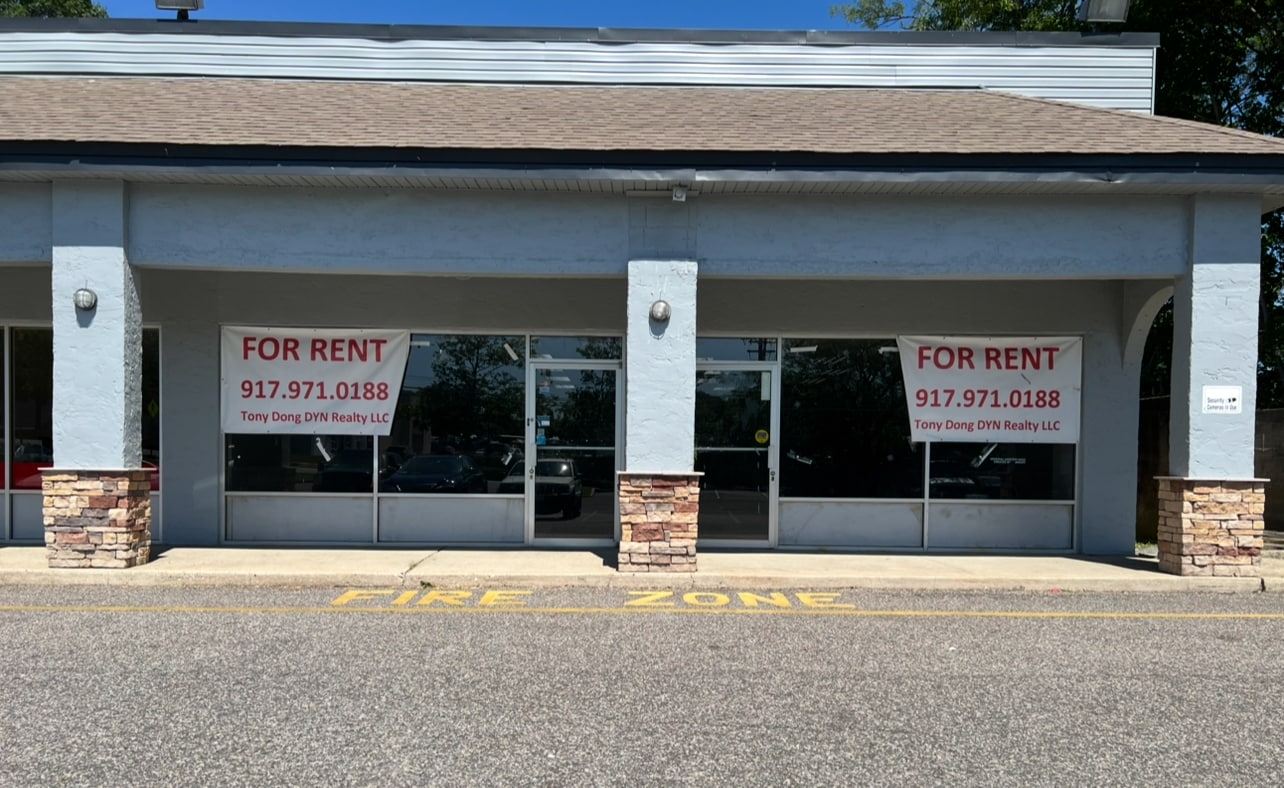 17 Semon Rd, Huntington, NY for Rent
