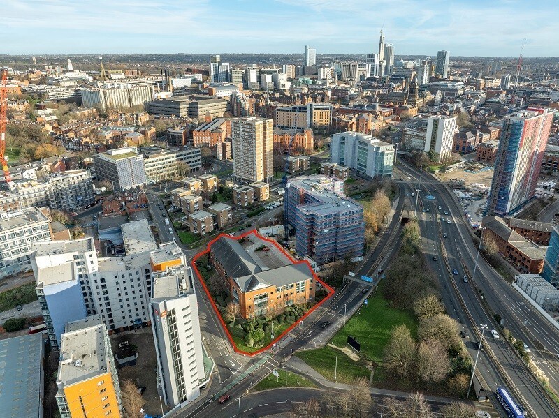 Duncombe St, Leeds, WYK for Sale