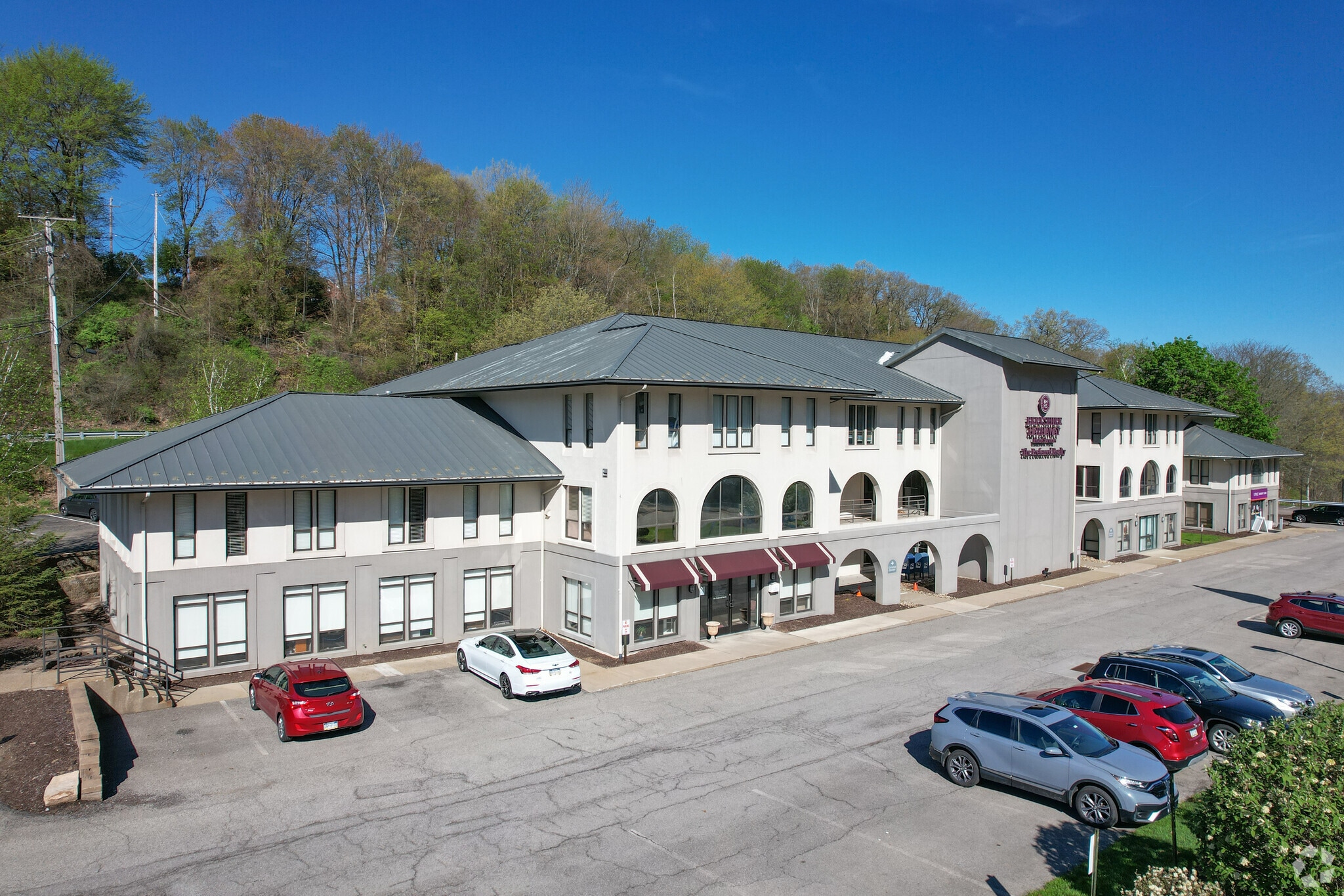 9401 McKnight Rd, Pittsburgh, PA for Rent