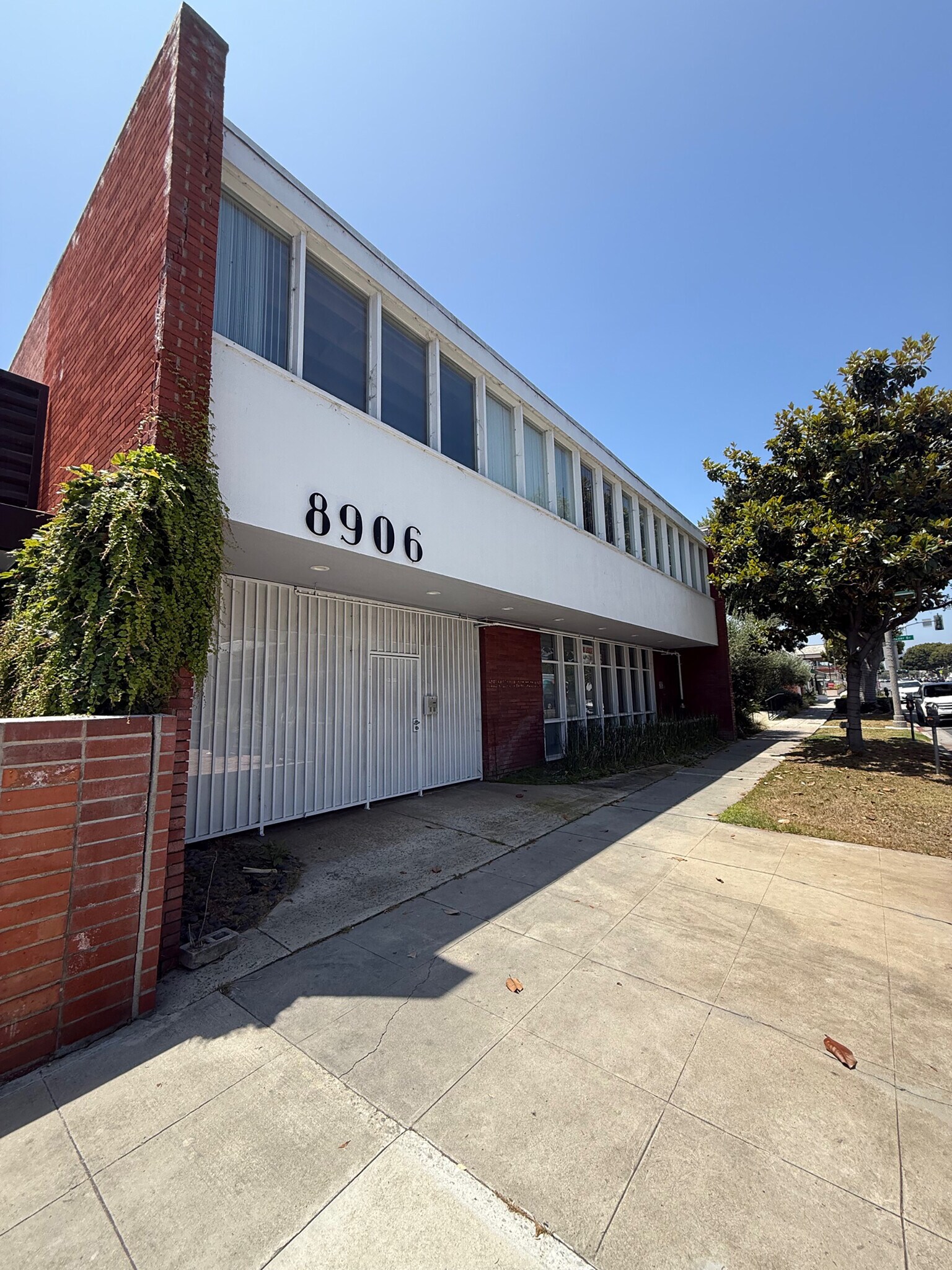 8906 W Olympic Blvd, Beverly Hills, CA for Rent