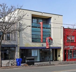 Toronto, ON Retail - 604-606 Mt Pleasant Rd