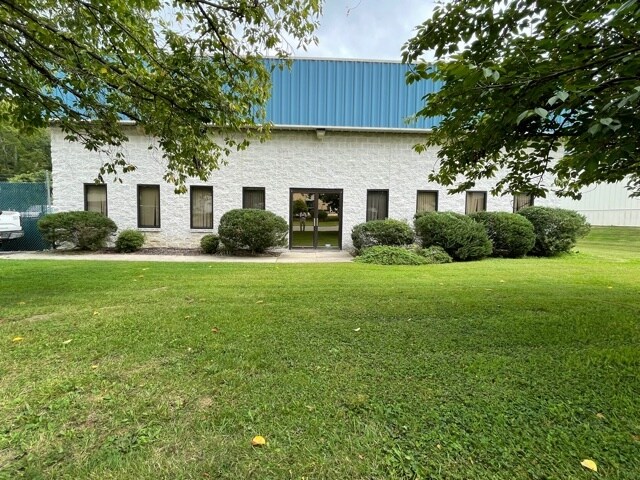 108 Sandy Dr, Newark, DE for Rent