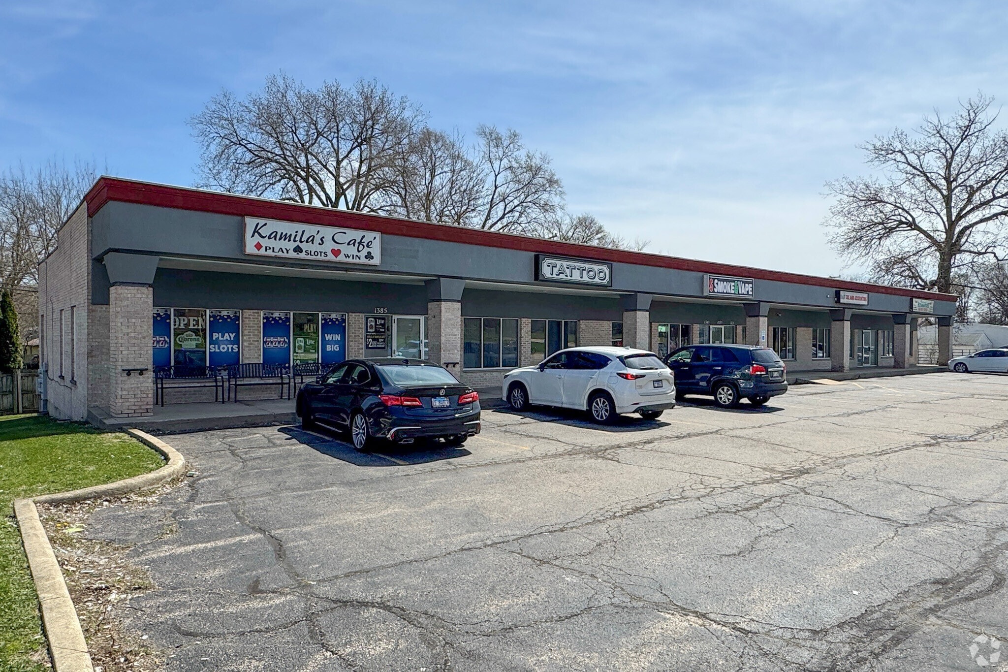 1305-1385 N Lafox, South Elgin, IL for Sale