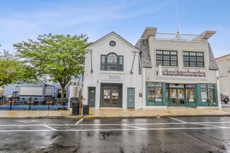243 Bank St  
