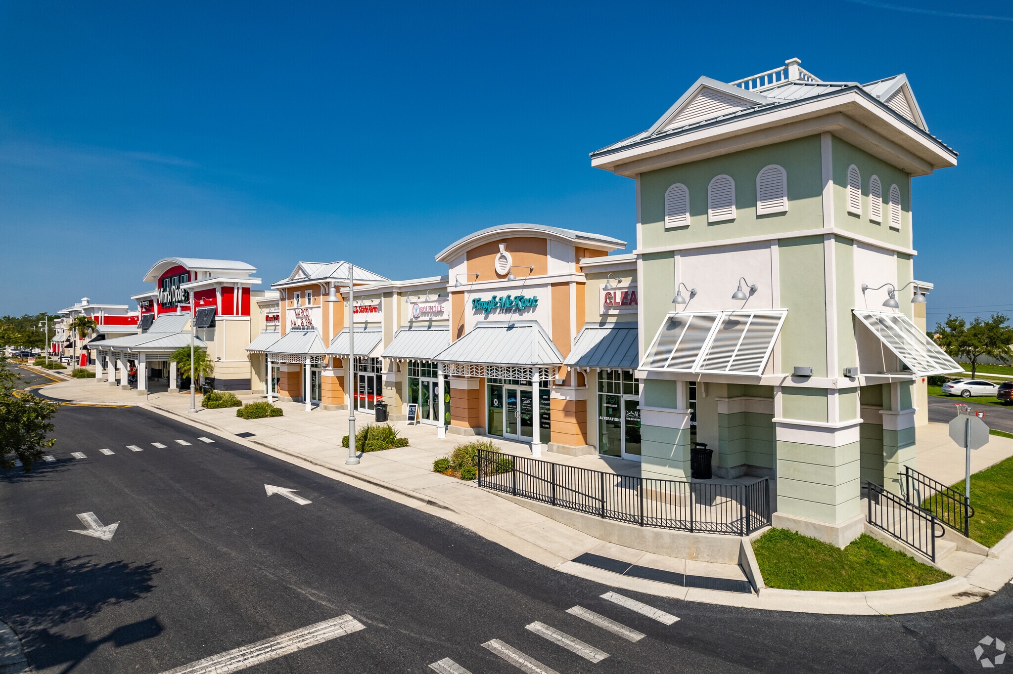 252 Harbor Village Ln, Apollo Beach, FL for Rent