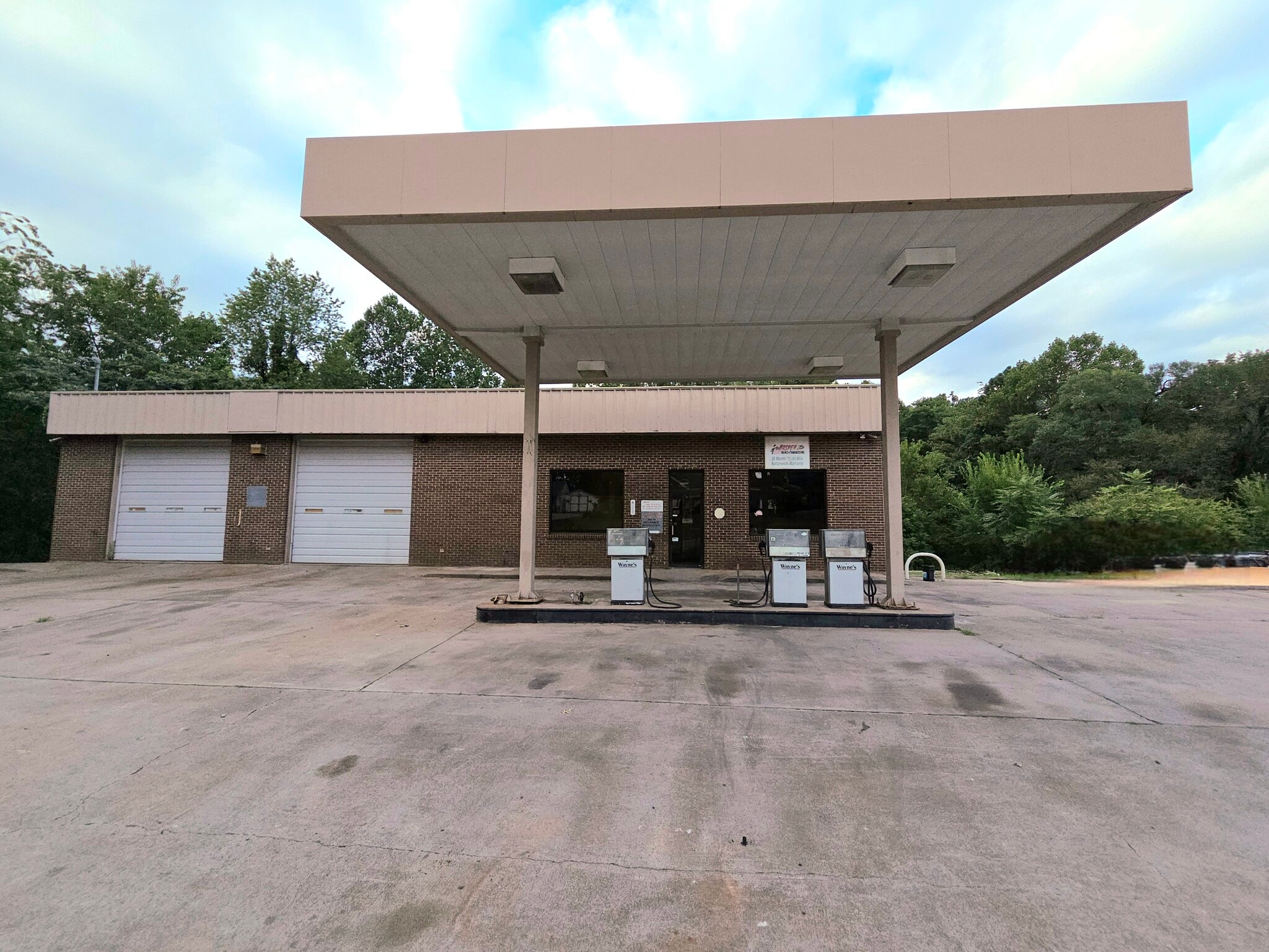 1925 Old Chatham Rd, Martinsville, VA for Sale