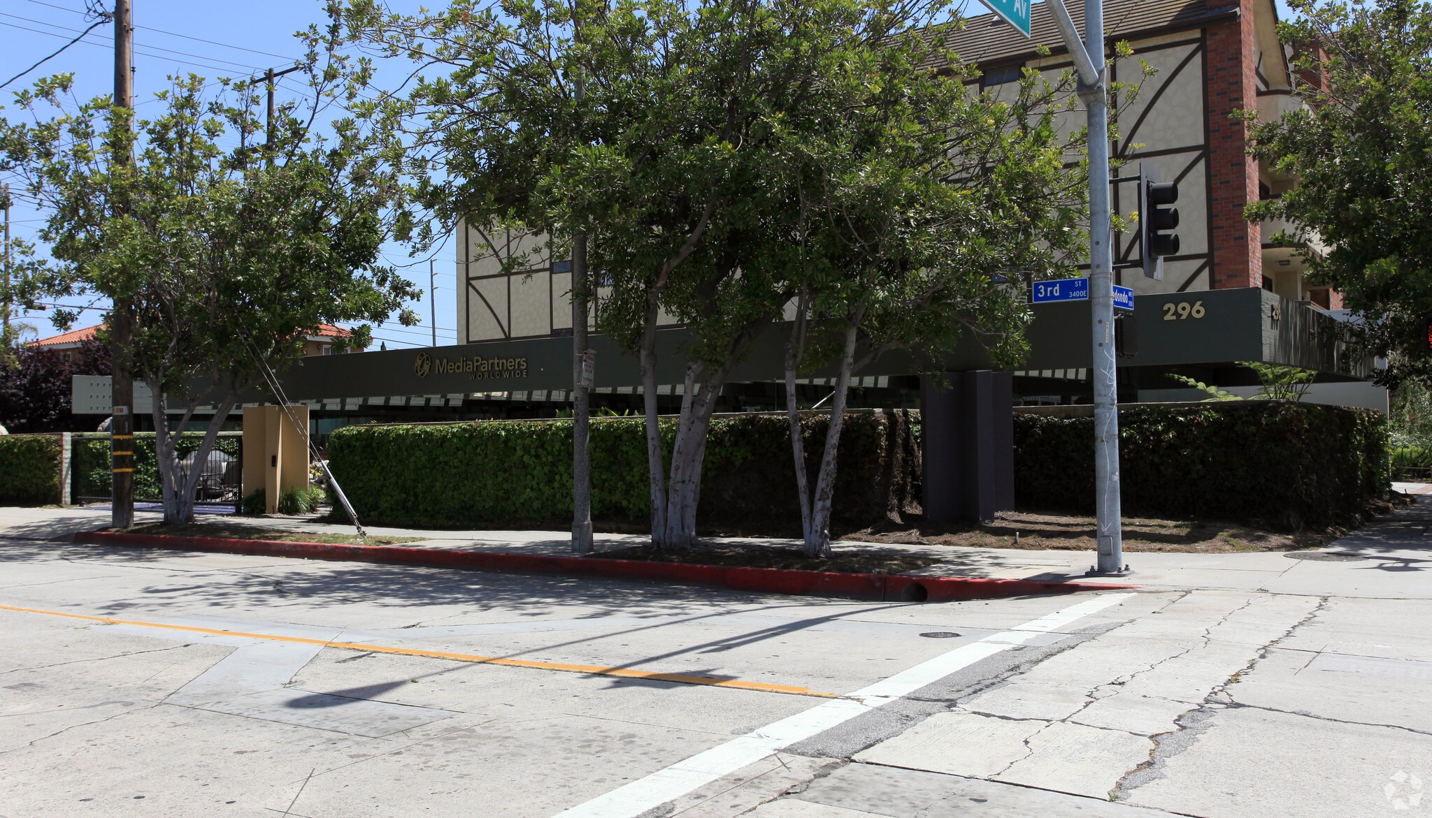 296 E 3rd St, Long Beach, CA for Rent