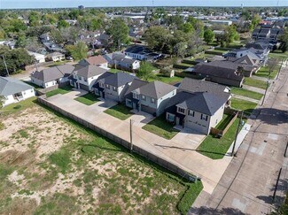 Lake Charles, LA Multi-Family - 1711 Bilbo St