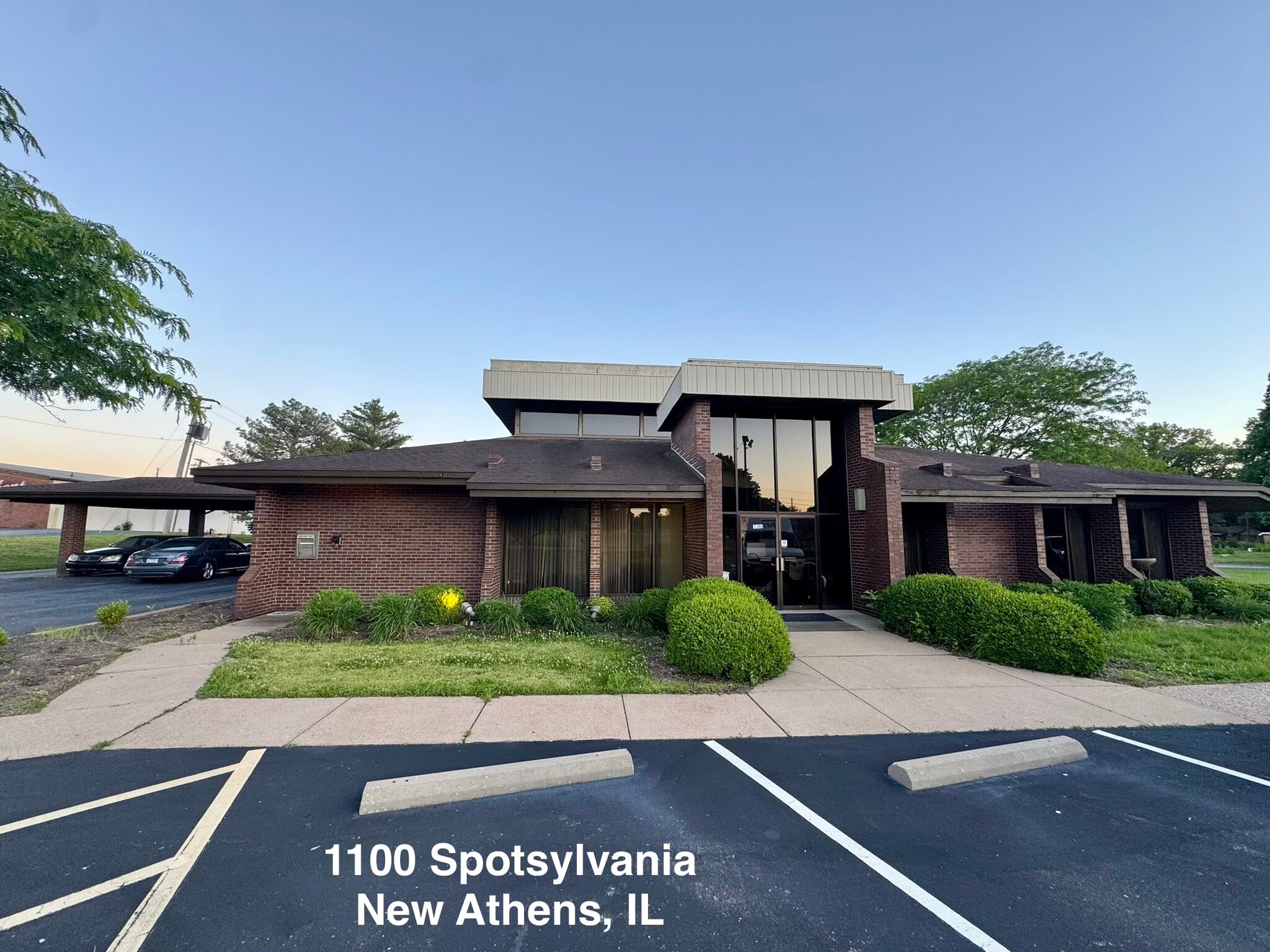 1100 Spotsylvania St, New Athens, IL for Sale