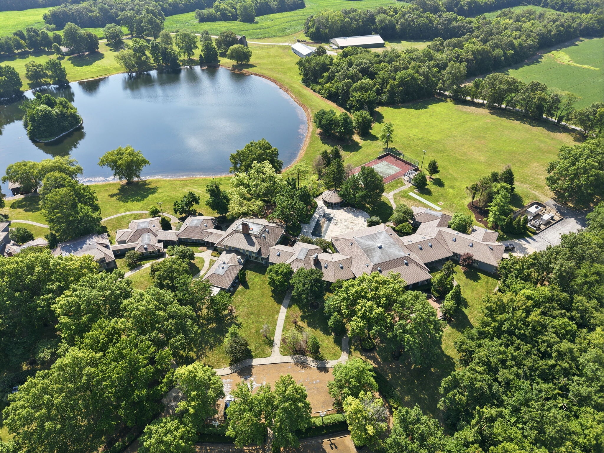 1461 Highway EE, Winfield, MO for Sale