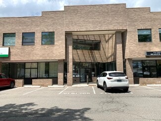 Stamford, CT Retail - 456 Glenbrook Rd