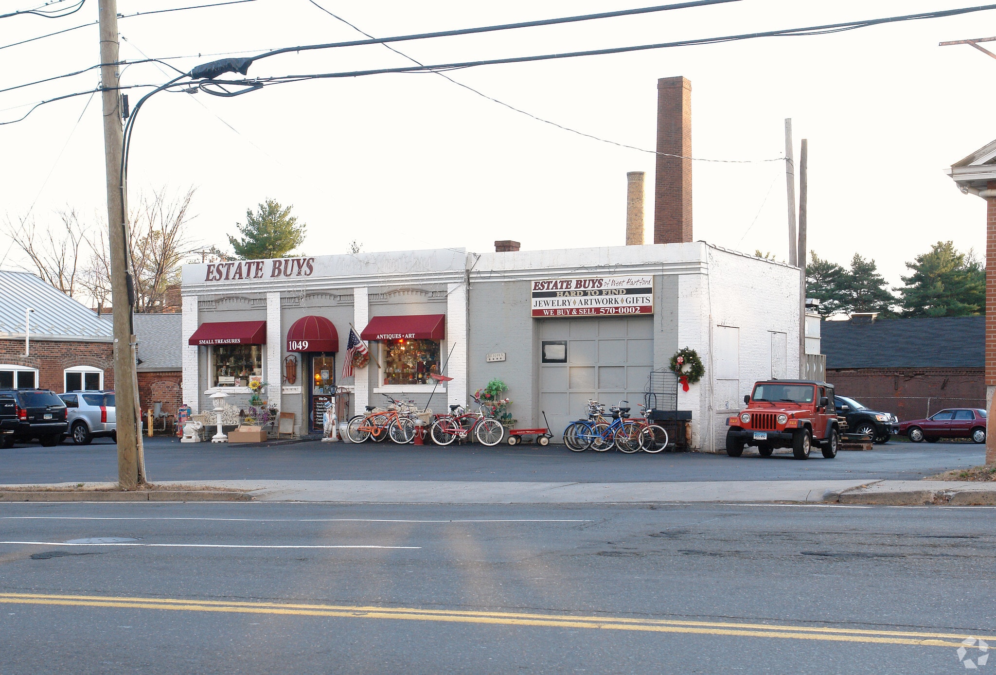 1049 New Britain Ave, West Hartford, CT for Rent