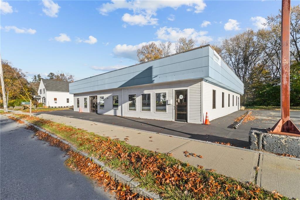 495 Central Ave Seekonk, MA 02771 Office Property for Lease on