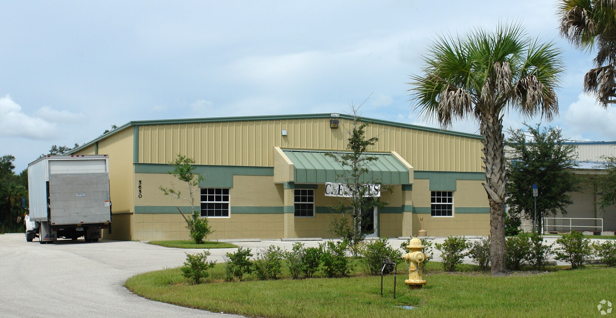 5650 ZIP Dr, Fort Myers, FL for Rent