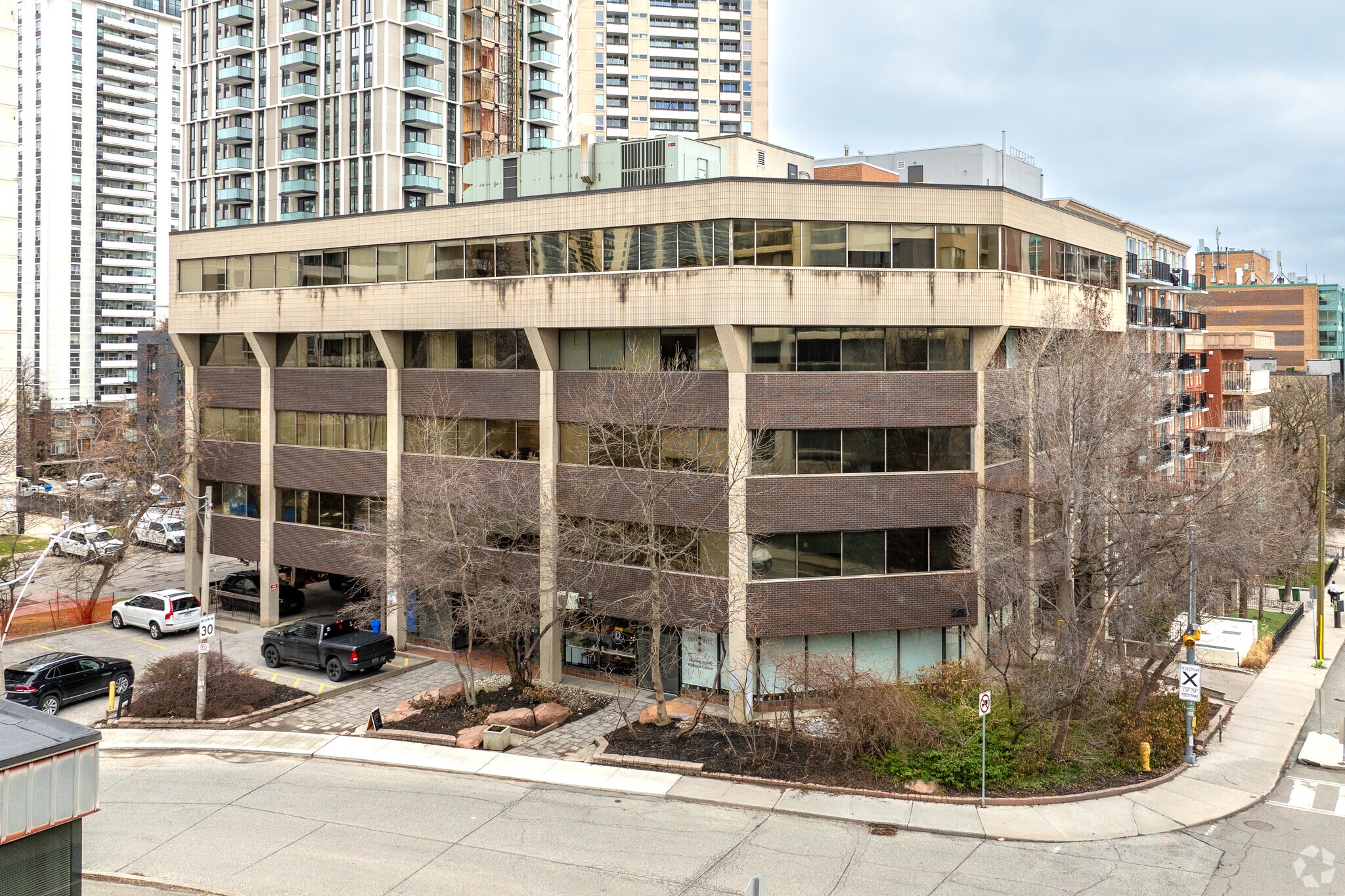 250 Merton St, Toronto, ON for Rent