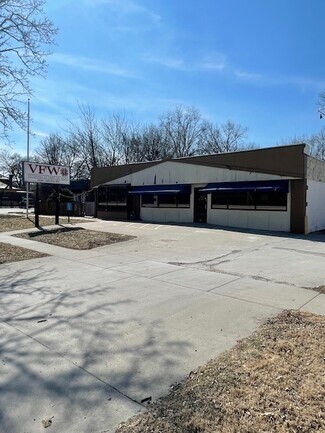 Lawrence, KS Restaurant - 1801 Massachusetts St