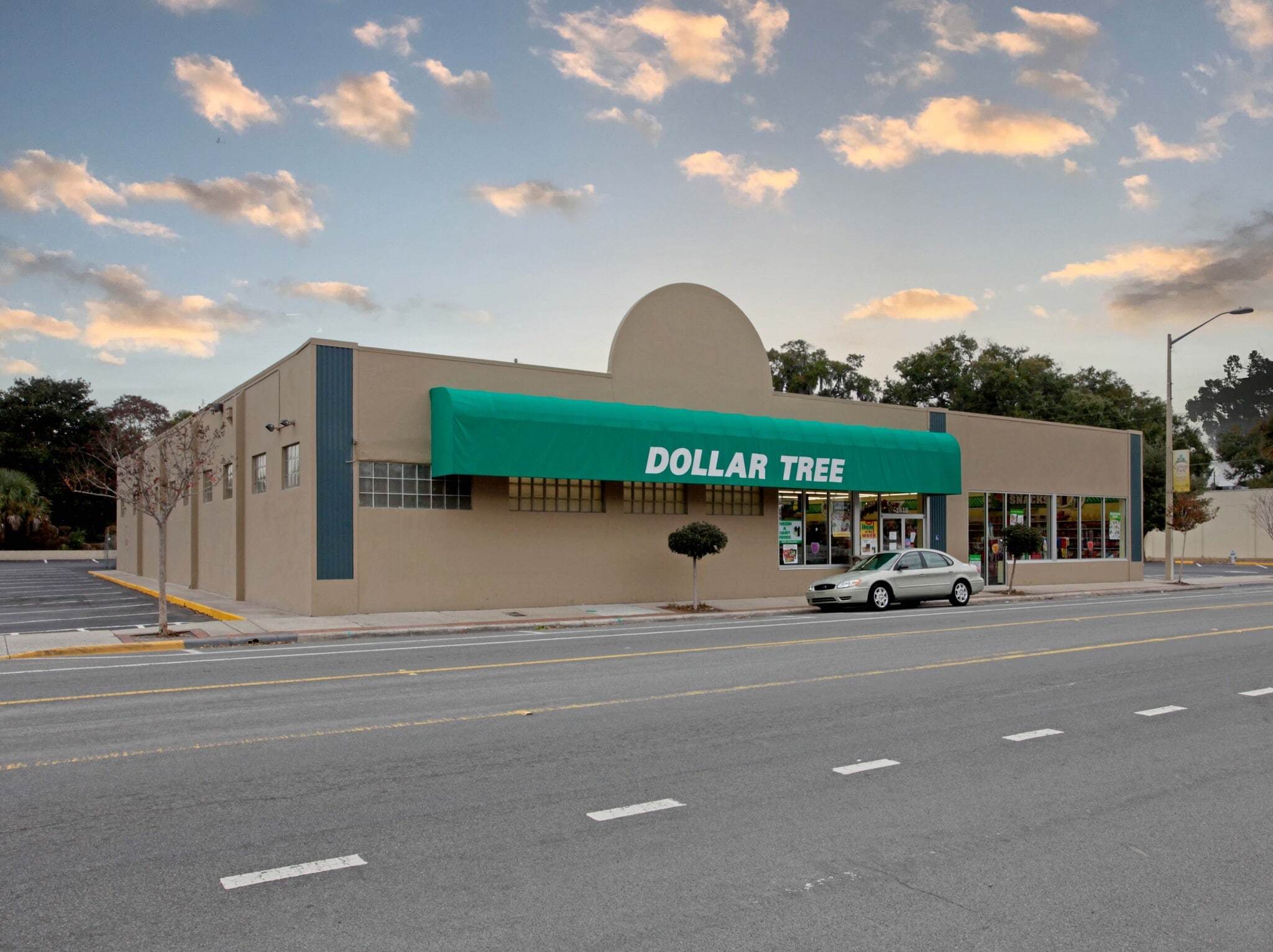 1610 Edgewater Dr, Orlando, FL for Sale