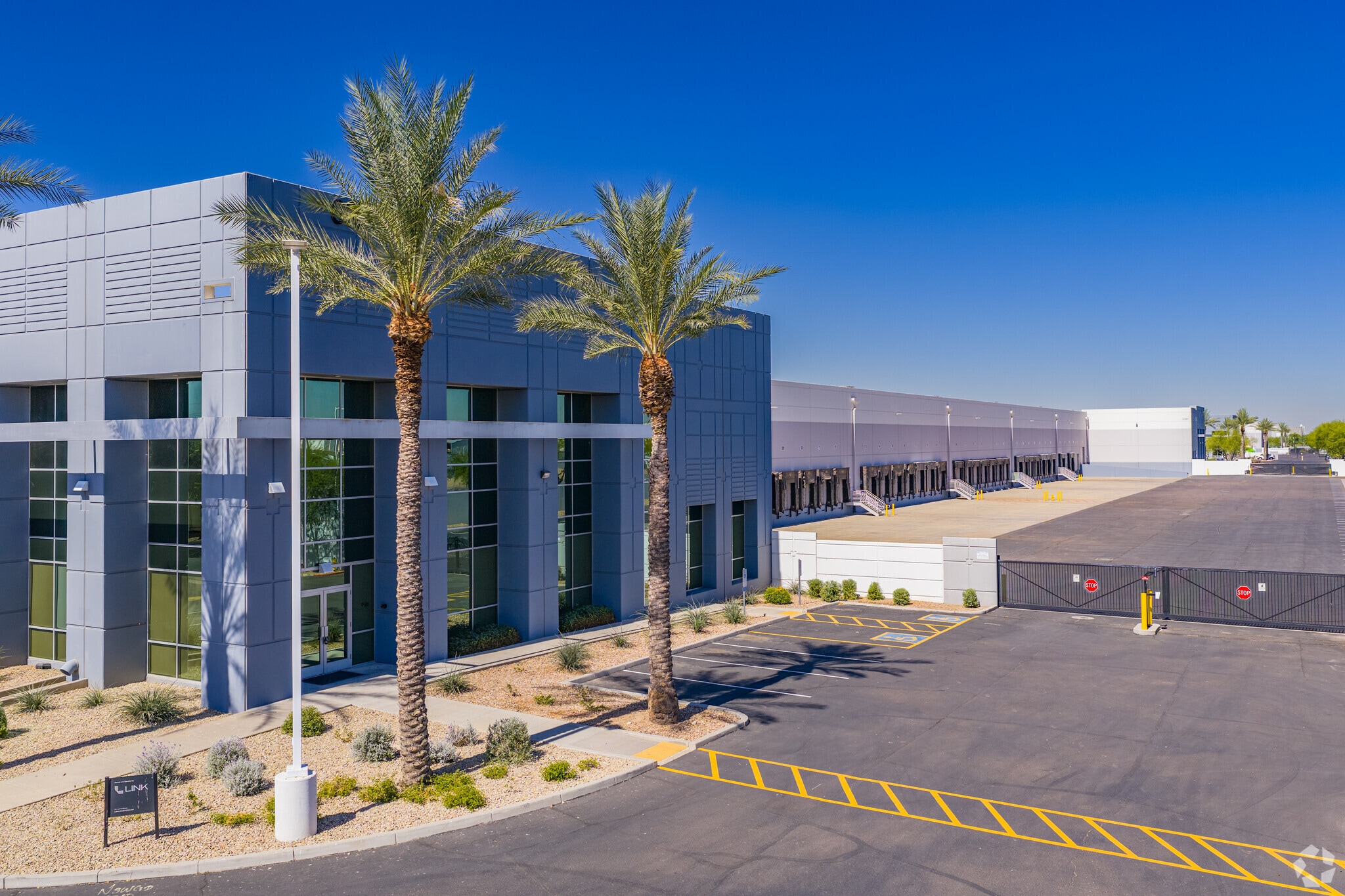 6825 W Buckeye Rd, Phoenix, AZ for Rent