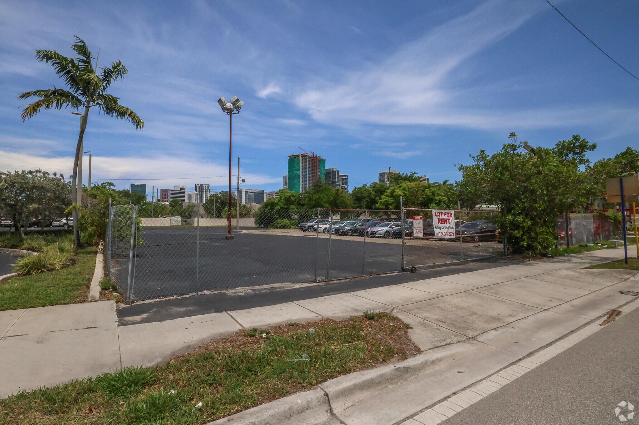 100 NW 7th Ave, Fort Lauderdale, FL for Rent