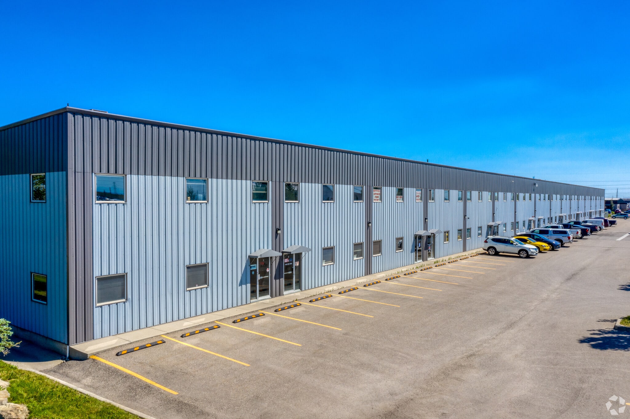 240040 Frontier Pl SE, Rocky View No 44, AB for Sale