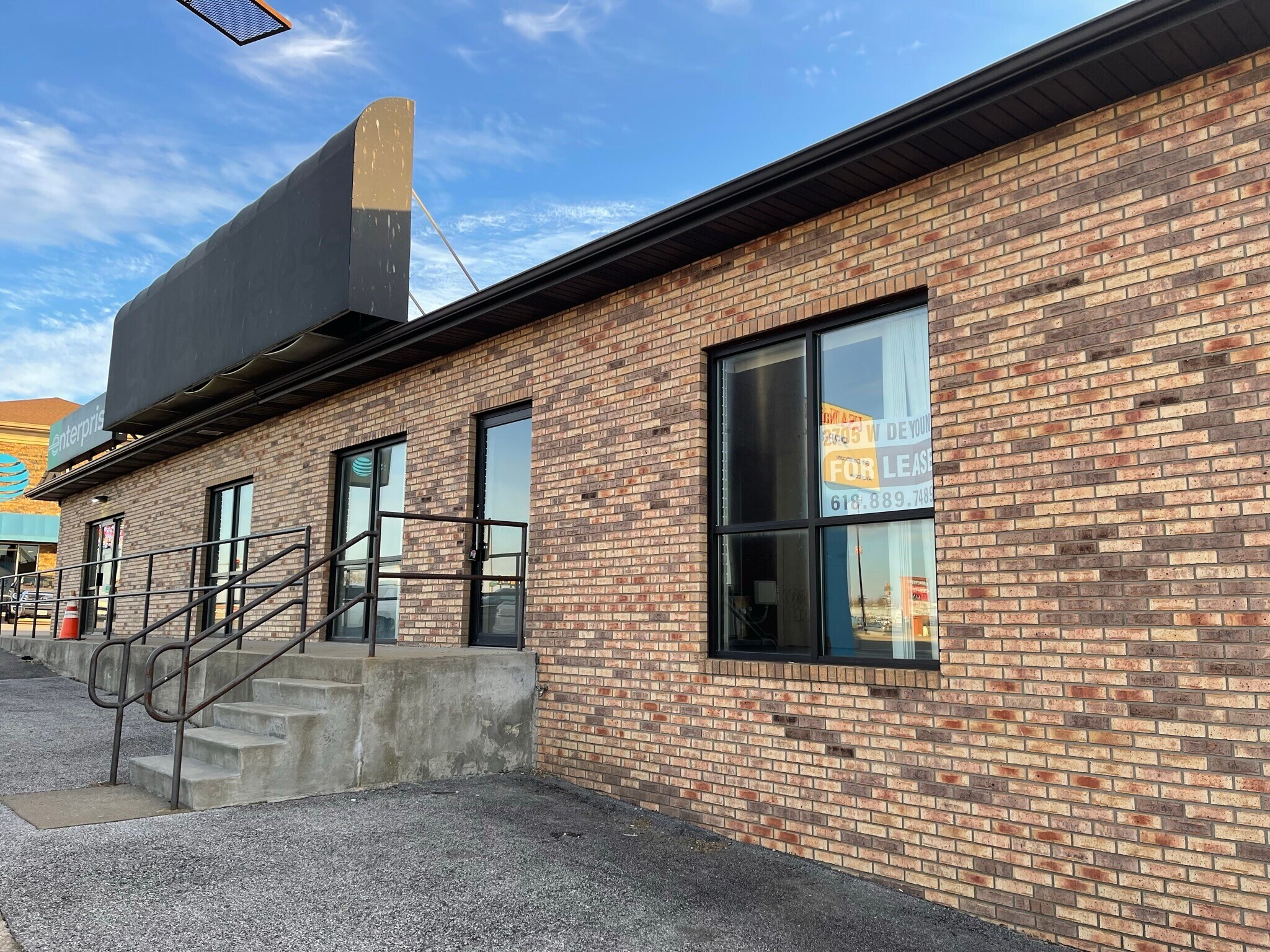 2705 W Deyoung St, Marion, IL for Rent