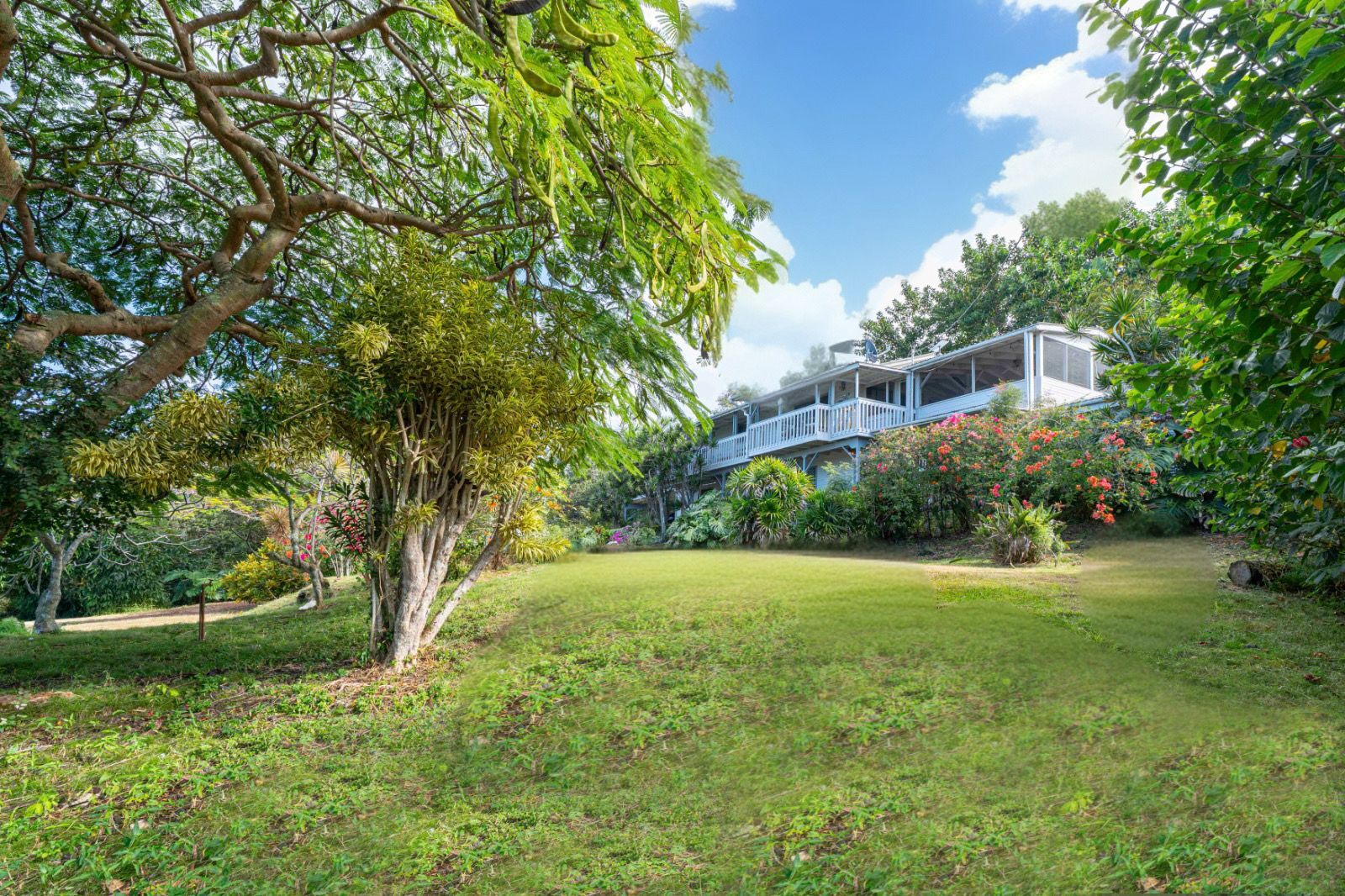 88-1584 Papio Dr, Captain Cook, HI for Sale