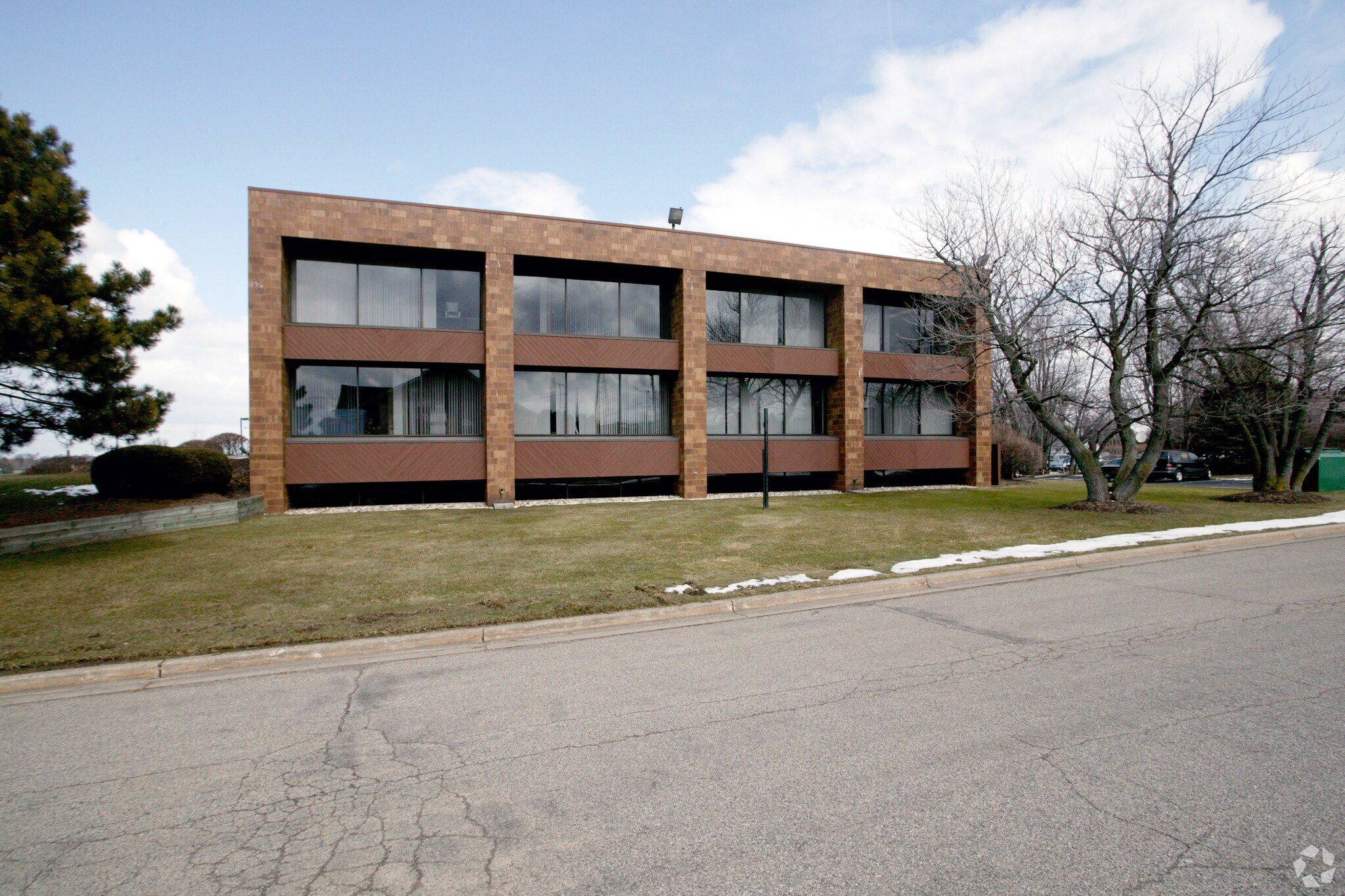 355 Settlers Dr, Holland, MI for Rent