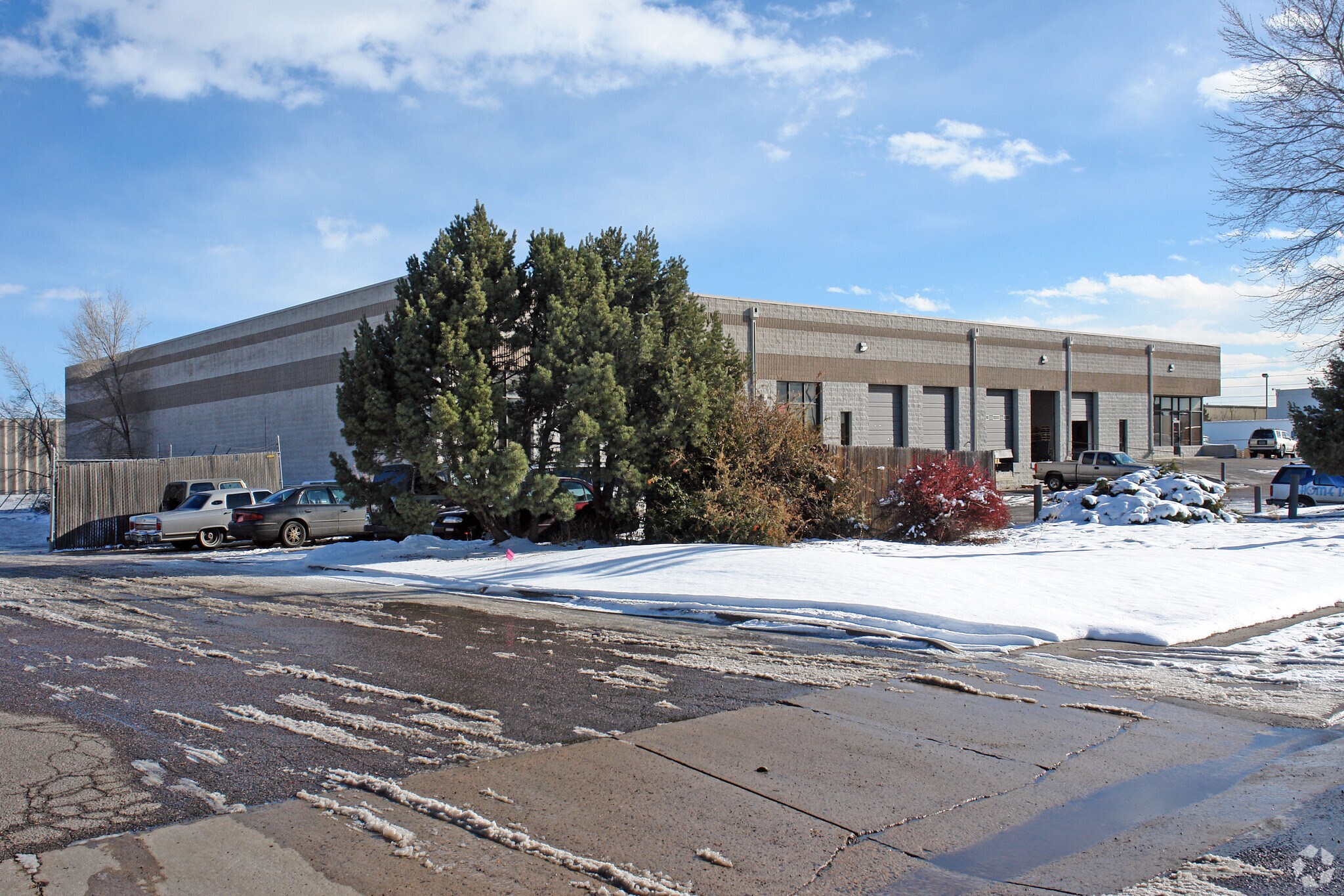 5350 Joliet St, Denver, CO for Rent